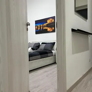 https://palmiras-rome-sweet-home.it-romehotels.com