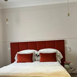https://nlm-boutique-suites.it-romehotels.com